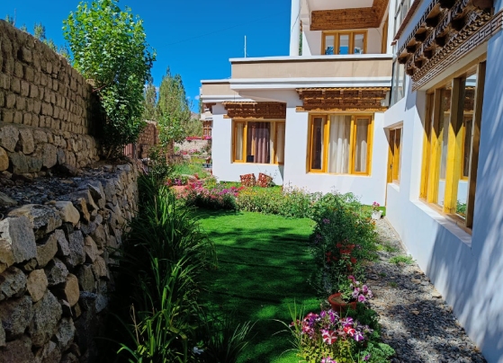 Glacier View Guest House